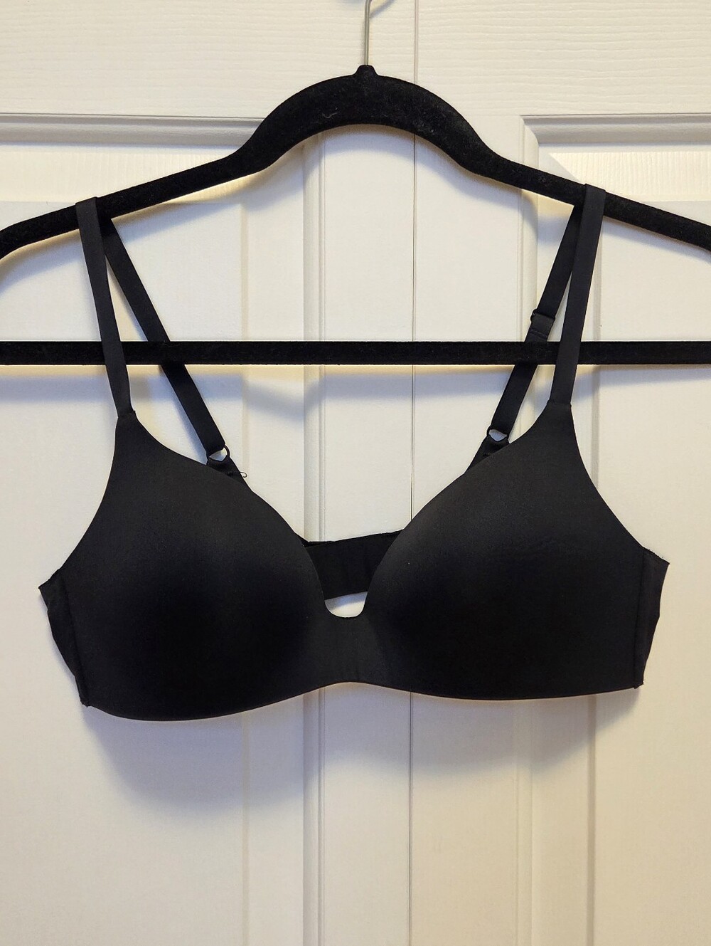 UNIQLO Women's Wireless Black Bra 34/36AA